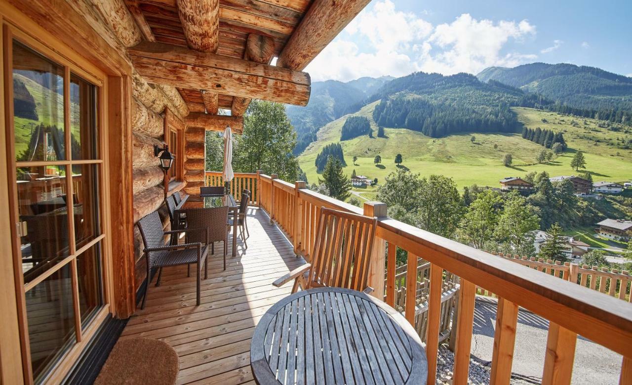 Chalets Blockhaus Saalbach By Holidayflats24 Saalbach-Hinterglemm Exterior foto